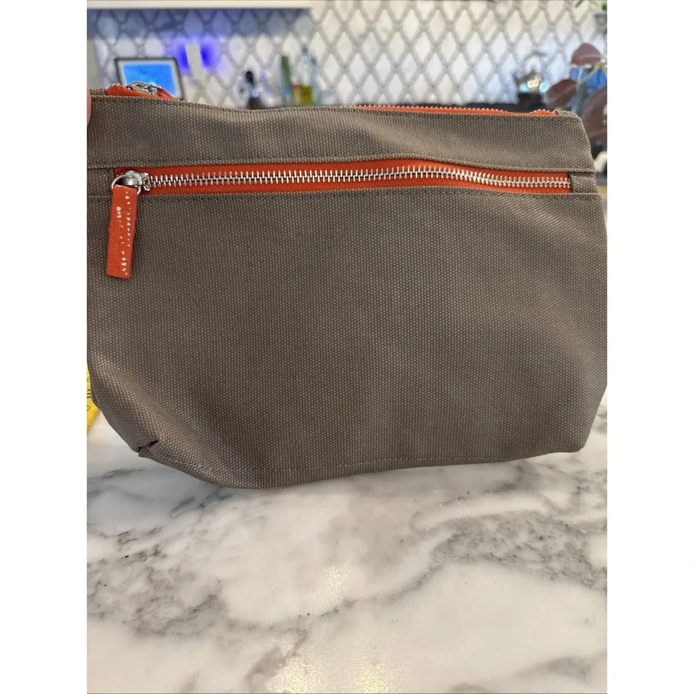 Zipper Pouch Khaki Shiraleah Chicago Travel Cosmetic‎ Bag NWT New